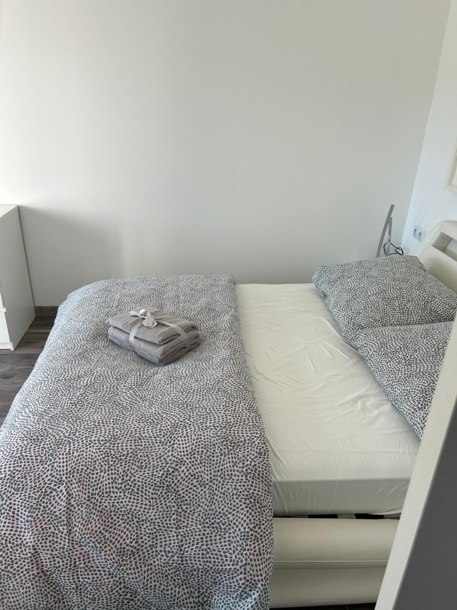 Belle Chambre Privee Avec Le Jardin Privatif Et Le Jacuzzi Cavalaire-sur-Mer Luaran gambar