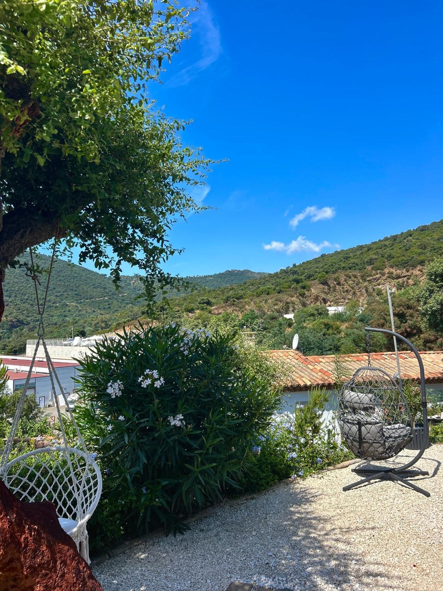 Belle Chambre Privee Avec Le Jardin Privatif Et Le Jacuzzi Cavalaire-sur-Mer Luaran gambar