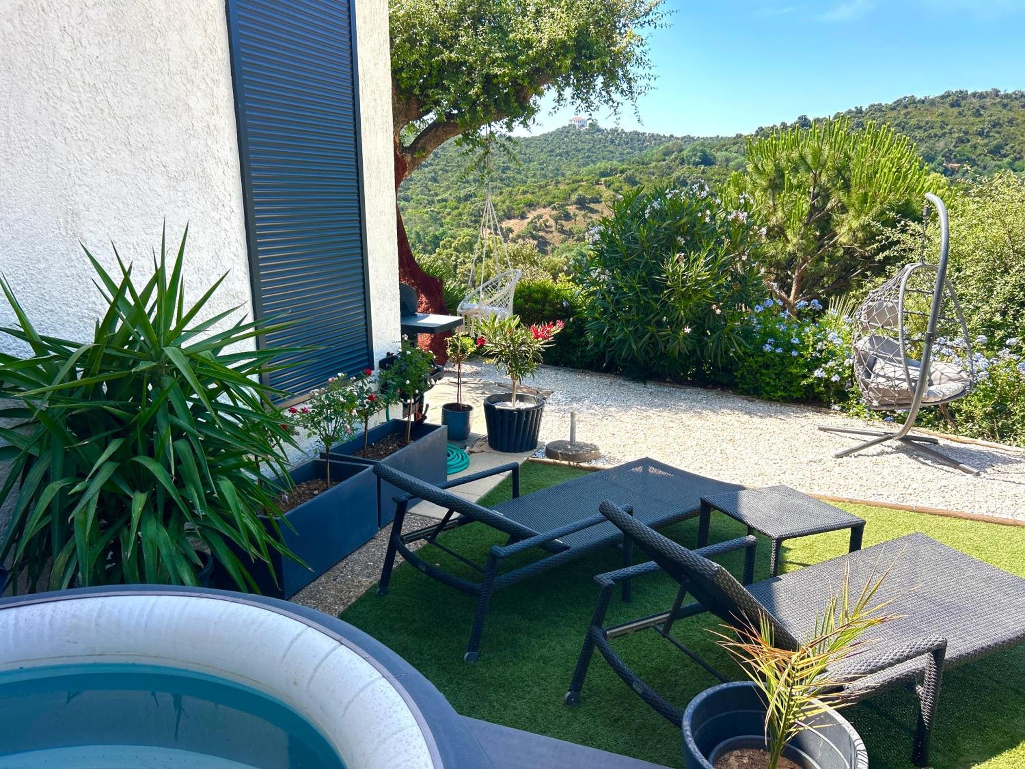 Belle Chambre Privee Avec Le Jardin Privatif Et Le Jacuzzi Cavalaire-sur-Mer Luaran gambar